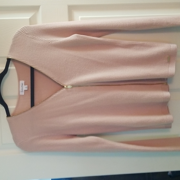 🎀 CALVIN KLEIN SWEATER 🎀 - Picture 6 of 6